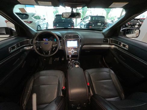 Used 2017 Ford Explorer Sport AWD/4WD image 9