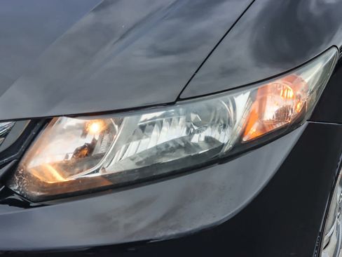 Used 2013 Honda Civic LX image 7