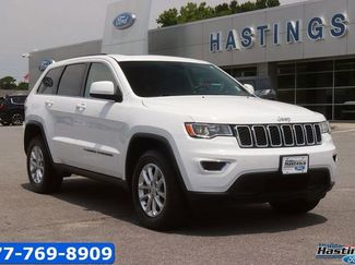 Used 2022 Jeep Grand Cherokee Laredo E w/ Security & Convenience Group AWD/4WD video 1