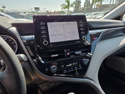 Used 2023 Toyota Camry LE FWD image 31