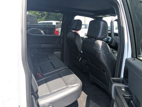 Used 2024 Ford F150 Lariat AWD/4WD image 31