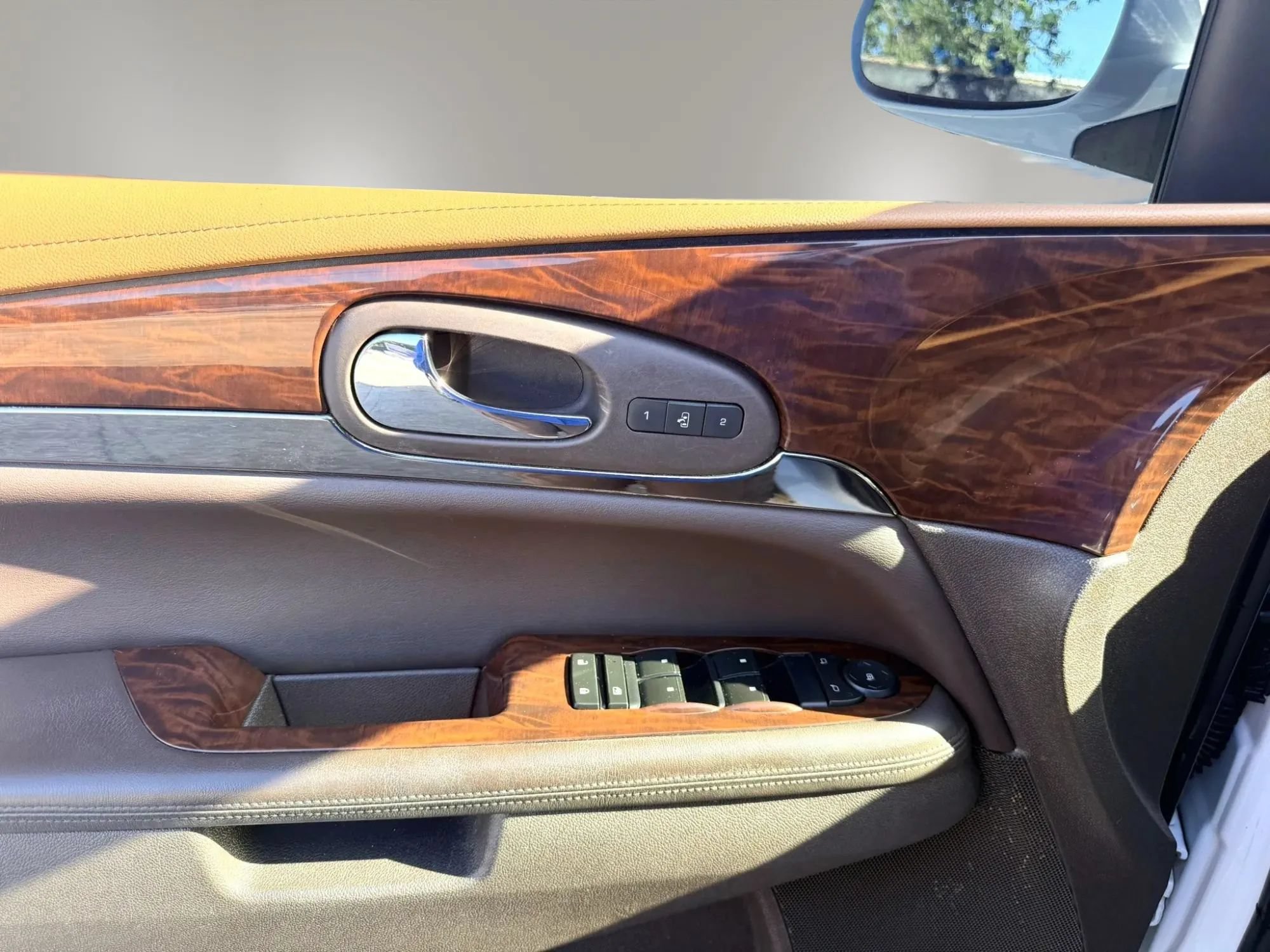 Used 2016 Buick Enclave Leather FWD image 9