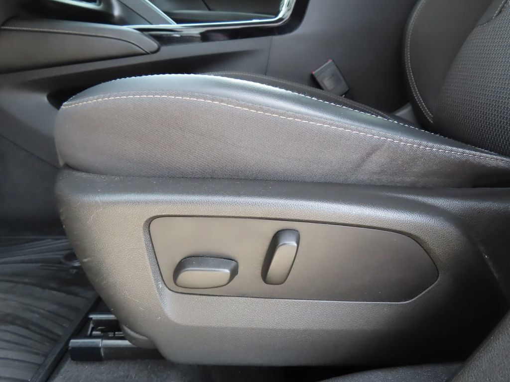 Used 2022 Buick Envision Preferred AWD/4WD image 6