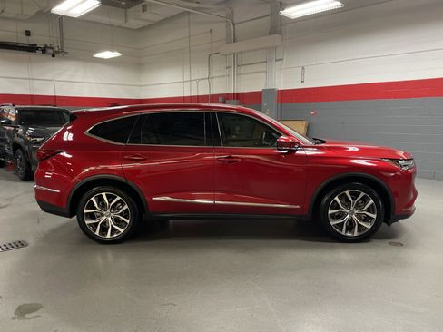 Used 2023 Acura MDX FWD w/ Technology Package image 11