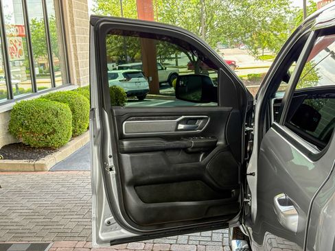 Used 2022 RAM 1500 Big Horn AWD/4WD image 19