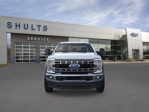 New 2025 Ford F600 4x4 Regular Cab Super Duty w/ XL Chrome Package image 6