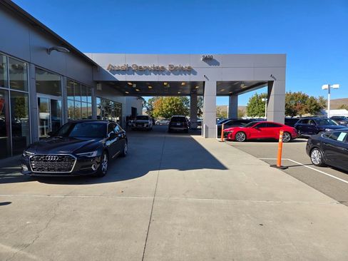 Used 2025 Audi A5 2.0T Premium Plus w/ Premium Plus image 42