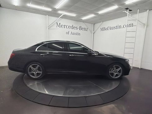 Used 2019 Mercedes-Benz E 300 image 8