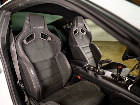 Used 2017 Ford Mustang Shelby GT350 w/ Electronics Package image 31