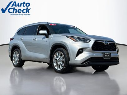 Used 2021 Toyota Highlander Limited