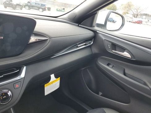 New 2026 Buick Envista Preferred w/ Convenience I Package image 25