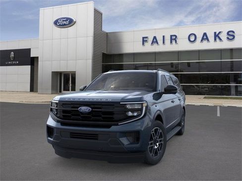 New 2025 Ford Expedition Max Active image 2