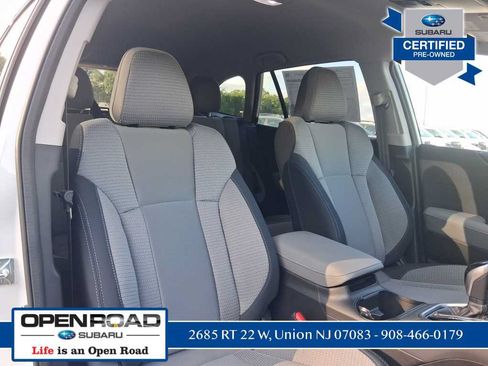 Certified 2025 Subaru Outback Premium AWD/4WD image 17