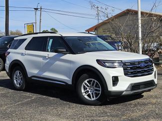 New 2025 Ford Explorer Active w/ Active Comfort Package video 2