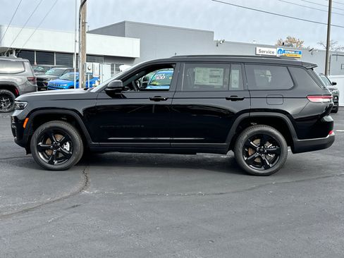 New 2025 Jeep Grand Cherokee L Limited w/ Black Appearance Package AWD/4WD image 3