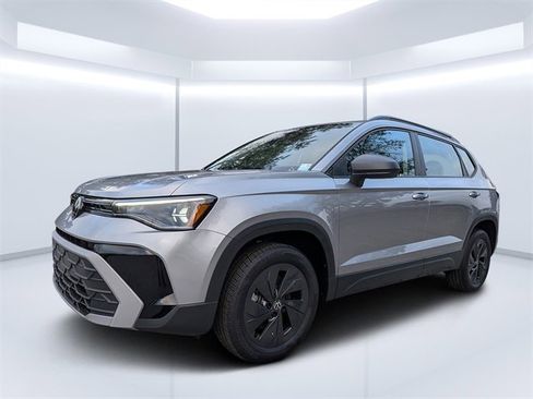 New 2026 Volkswagen Taos S image 7