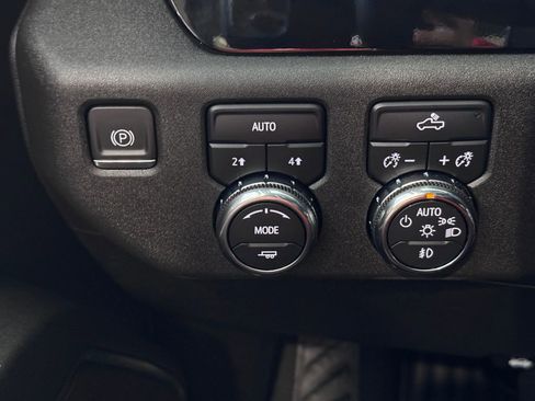 Certified 2023 GMC Sierra 1500 Elevation image 23