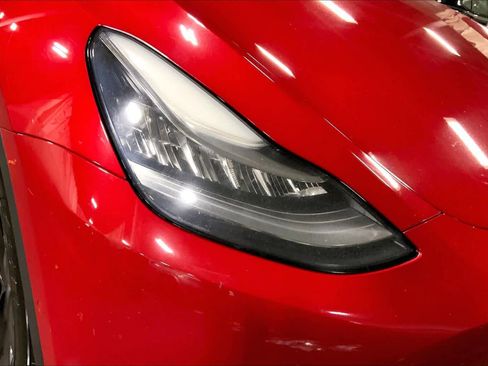 Used 2021 Tesla Model Y Long Range image 27