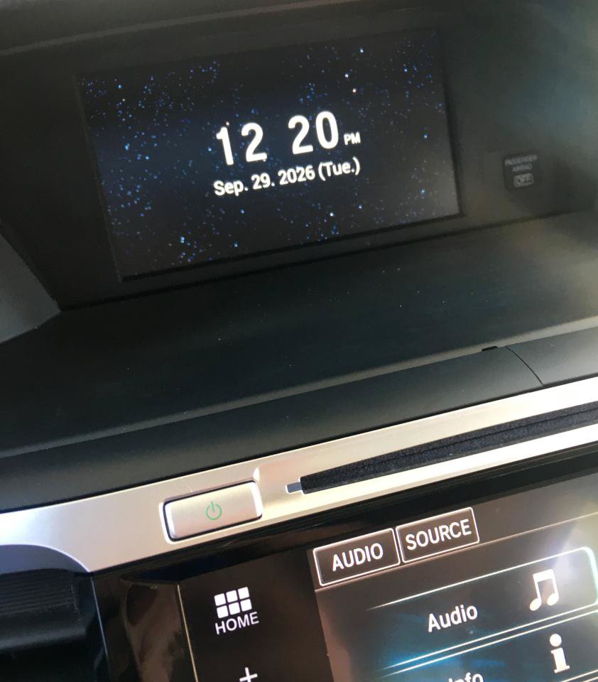Used 2016 Honda Accord EX image 24