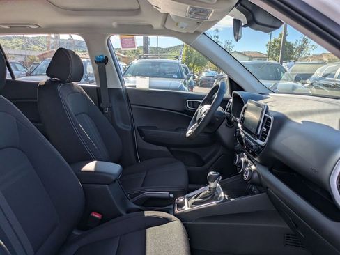 New 2026 Hyundai Venue SEL image 30