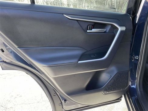 Used 2024 Toyota RAV4 XLE image 15