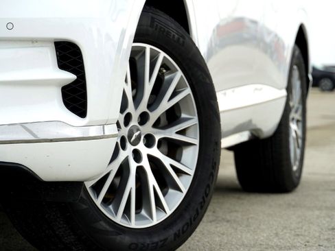 Used 2024 Genesis GV80 2.5T image 3