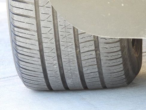 Used 2023 Volkswagen Atlas SE w/ Technology Package w/ Panoramic Sunroof Package image 33