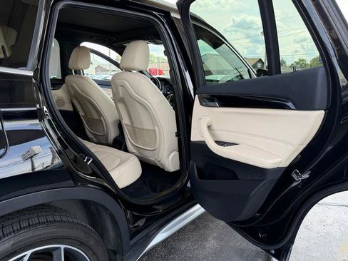 Used 2018 BMW X1 xDrive28i AWD/4WD image 13