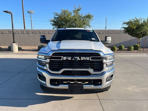 Certified 2025 RAM 2500 Big Horn AWD/4WD image 4
