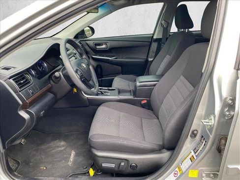 Used 2017 Toyota Camry LE FWD image 22