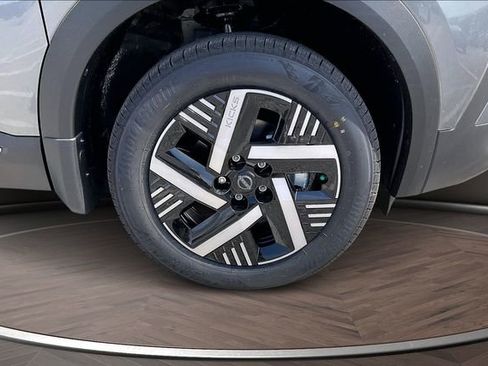 New 2026 Nissan Kicks SV w/ SV Premium Package image 12