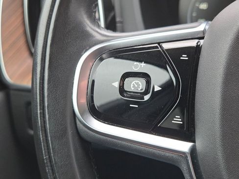Used 2019 Volvo XC60 T5 Inscription w/ Protection Package Premier AWD/4WD image 17