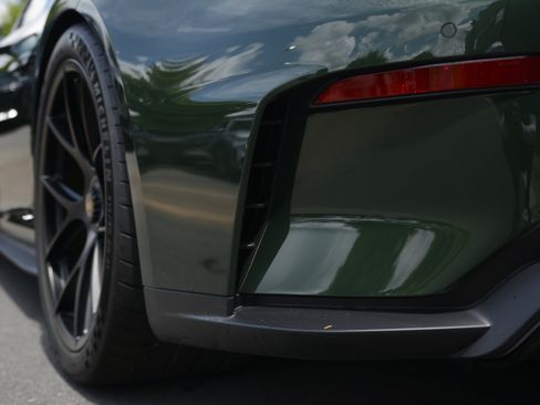Certified 2026 Porsche 911 GT3 RWD image 34