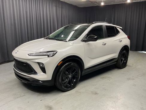 Used 2024 Buick Encore GX Sport Touring w/ Comfort Package image 2