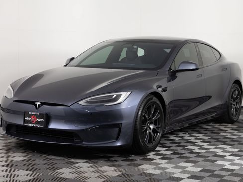 Used 2021 Tesla Model S Plaid AWD/4WD image 2