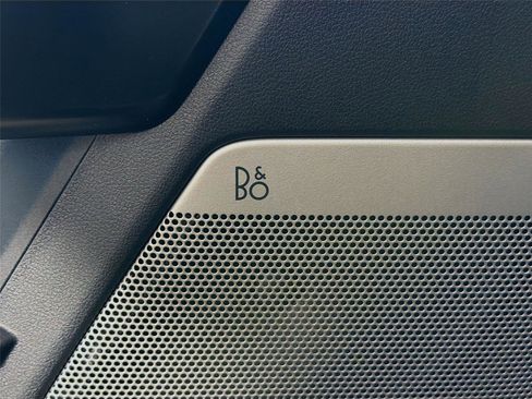 Used 2024 Ford F150 Platinum image 20