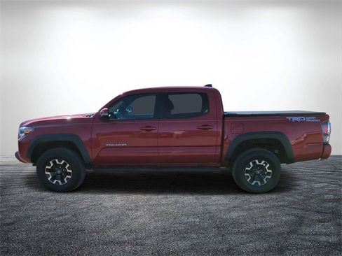Used 2022 Toyota Tacoma TRD Off-Road w/ Technology Package image 7