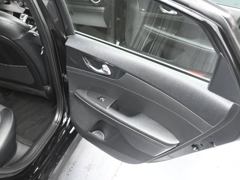 Used 2021 Kia Forte GT-Line image 33