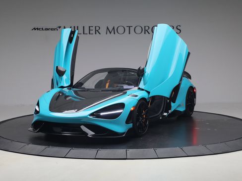 Used 2022 McLaren 765LT RWD image 14