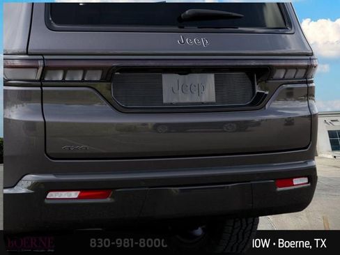 New 2026 Jeep Grand Wagoneer 4WD image 13