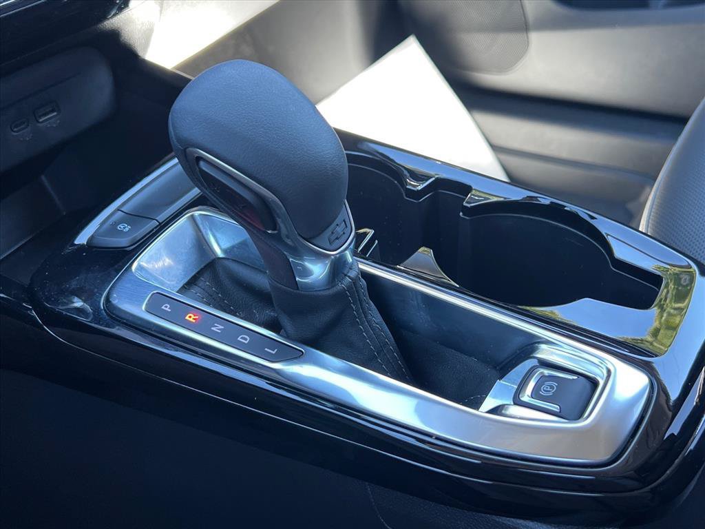 Used 2025 Chevrolet Trax ACTIV w/ Driver Confidence Package FWD image 28