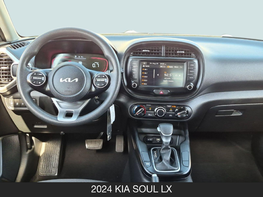 Used 2024 Kia Soul LX w/ Option Group 015 FWD image 13