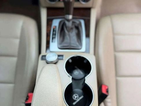 Used 2015 Mercedes-Benz C 250 Coupe image 26