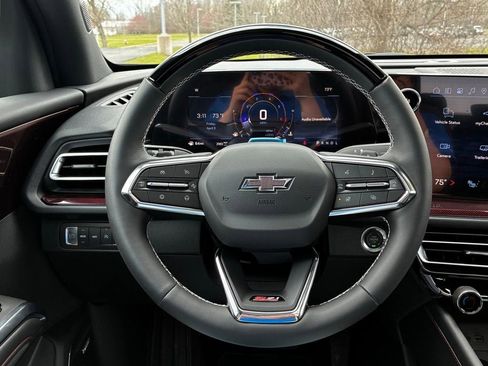 New 2026 Chevrolet Traverse Z71 w/ Enhanced Driving Package AWD/4WD image 22
