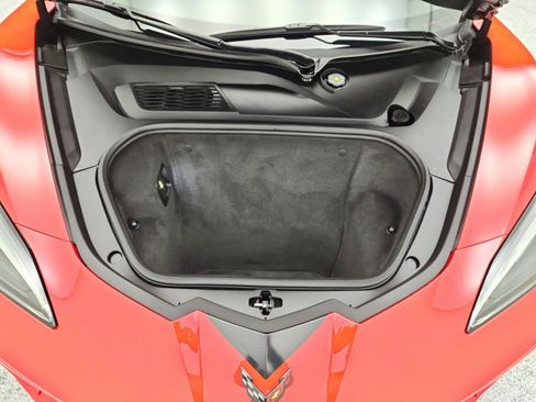 Used 2024 Chevrolet Corvette Stingray Coupe RWD image 15