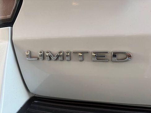 Used 2019 Ford Expedition Max Limited image 46