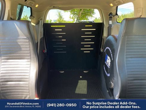 Used 2020 Toyota Sienna L FWD image 20