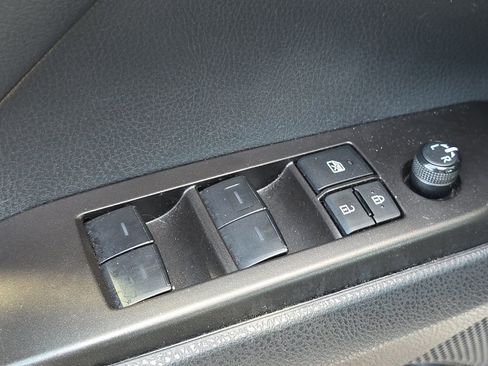 Used 2024 Toyota Camry SE AWD/4WD image 12