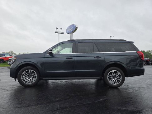 Used 2025 Ford Expedition Max Active AWD/4WD image 14