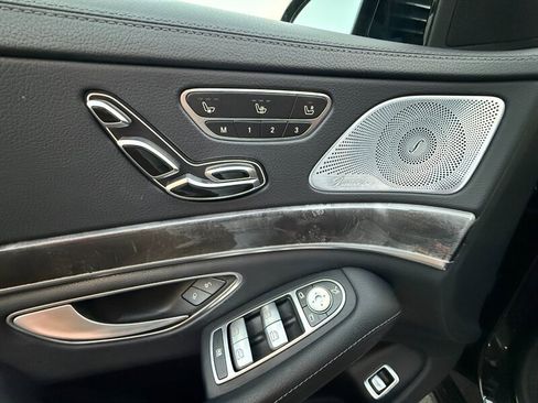 Used 2018 Mercedes-Benz S 450 Sedan image 20